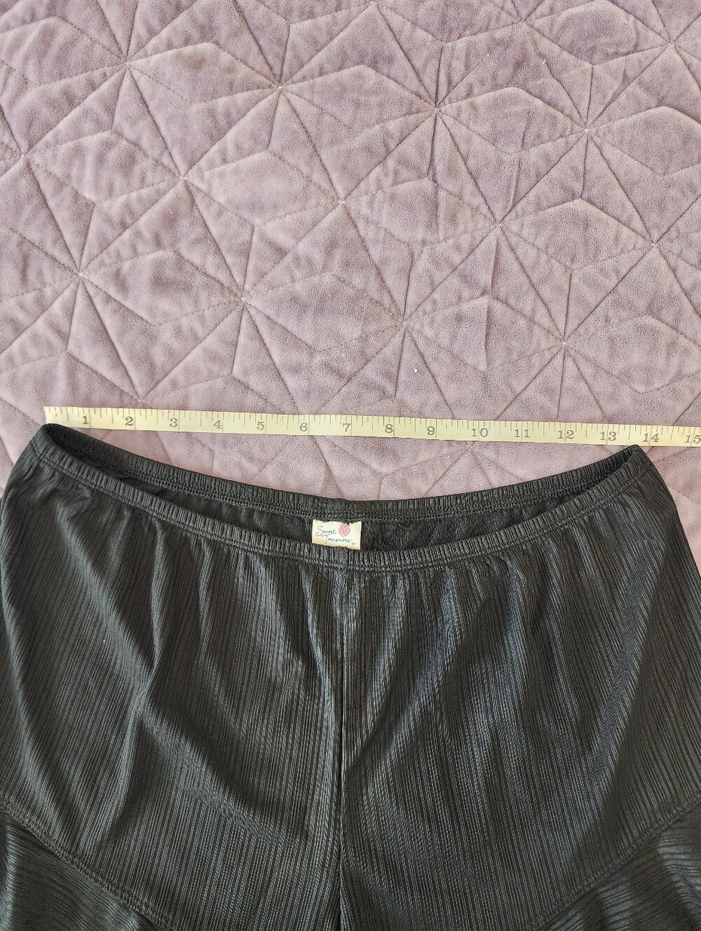 Simple Treasures Ribbed Lounge Tank and Shorts Set Black Medium - Picture 5 of 10